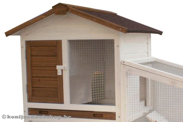 Boven verdieping met nachthok